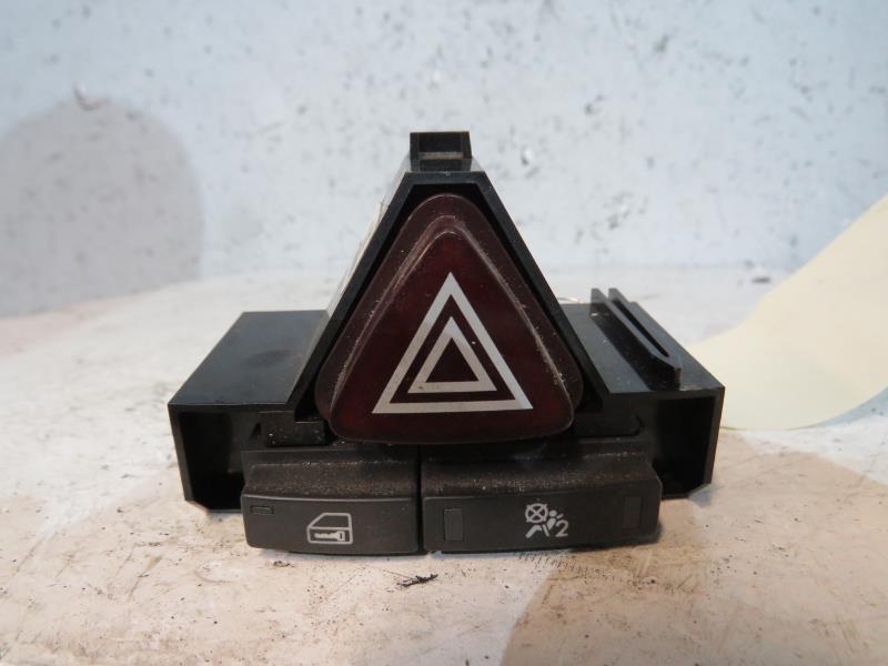 Bouton de warning OPEL CORSA D PHASE 1 Essence - 1