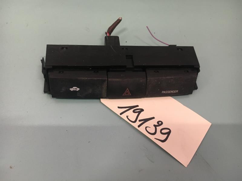 Interruttore luci emergenza TOYOTA COROLLA VERSO 2 PHASE 1 Gasolina - 1