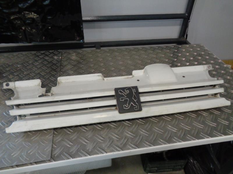 Calandre PEUGEOT 405 PHASE 2 Diesel - 1