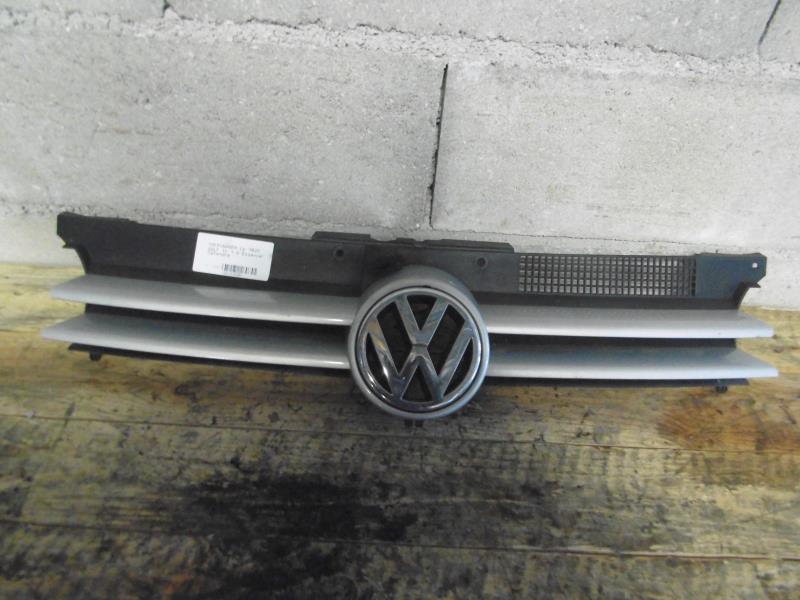 Calandre VOLKSWAGEN GOLF 4 Essence - 1