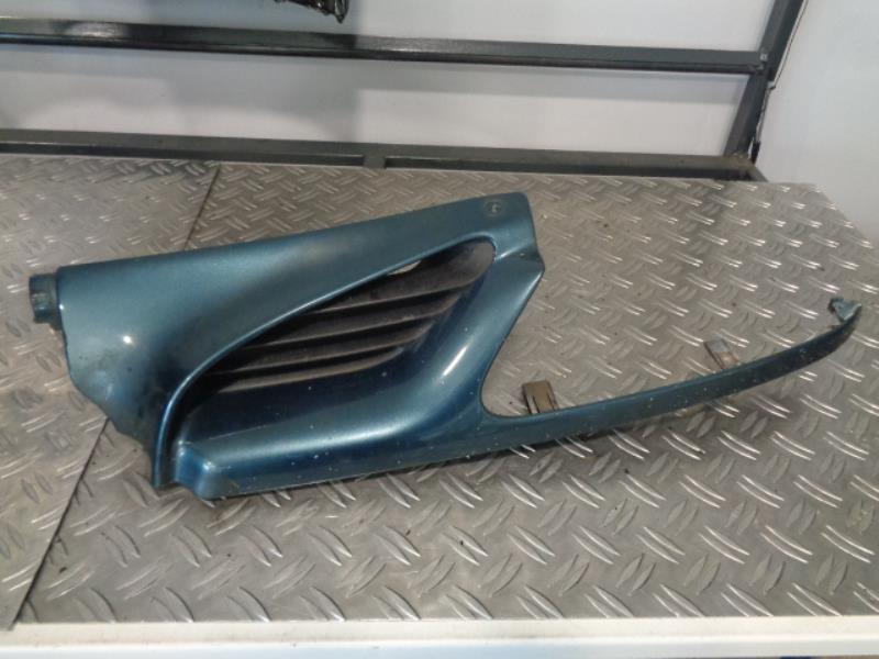 Calandre gauche RENAULT MEGANE 1 PHASE 1 Diesel - 1