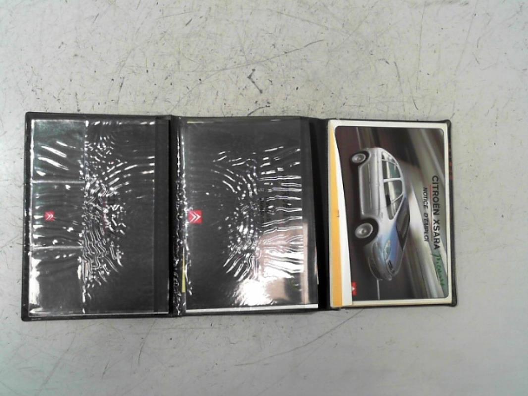 Carnet de bord CITROEN XSARA  - 1