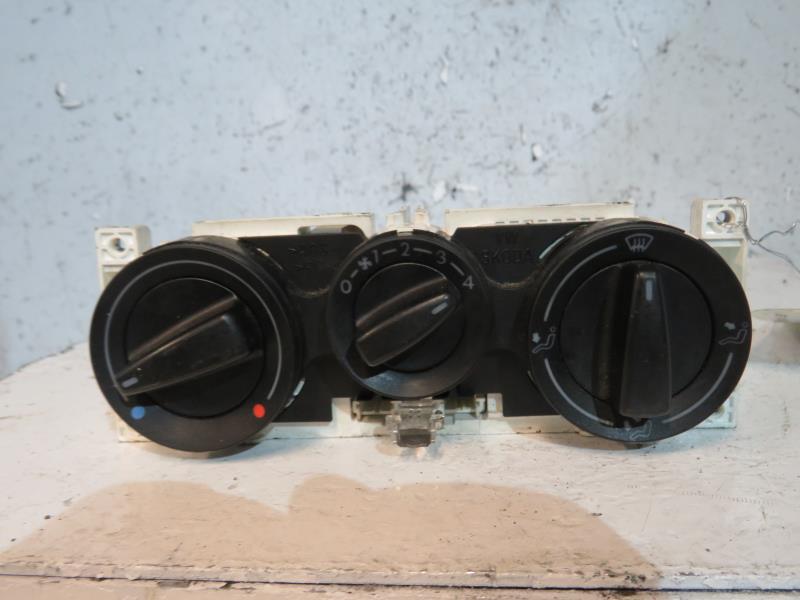 Commande chauffage SKODA OCTAVIA 1 PHASE 1 Essence - 1