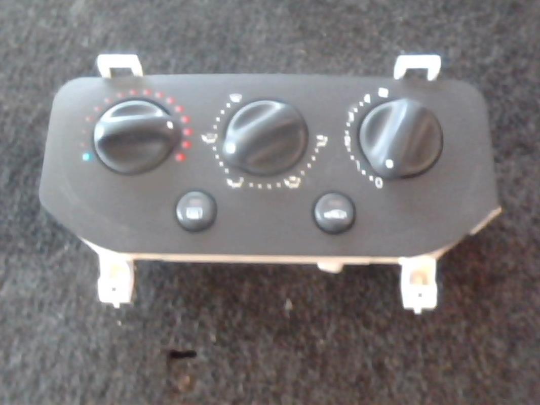 Commande chauffage RENAULT CLIO 2 PHASE 1 Diesel - 1