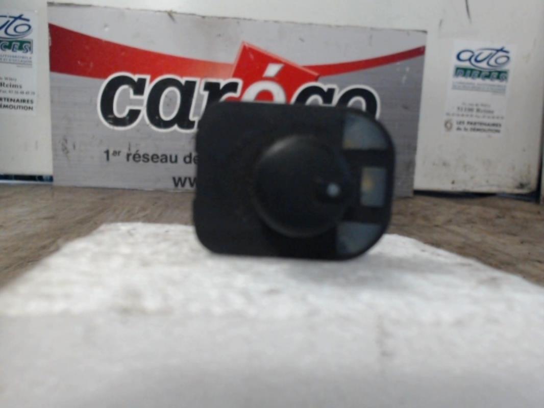 Commande retroviseurs AUDI A3 2 PHASE 1 Diesel - 1