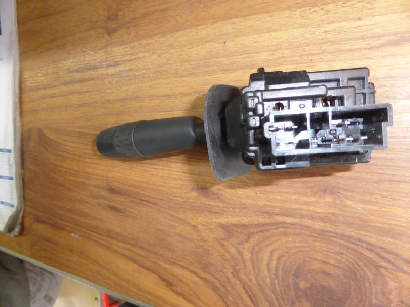 Commodo d'essuie glaces CITROEN XANTIA PHASE 1 BREAK Essence - 1
