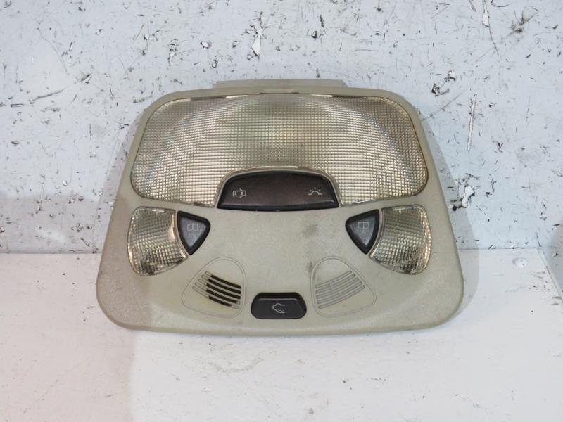 Luce di cortesia MERCEDES CLASSE C 203 COUPE SPORT PHASE 2 Gasolina - 1