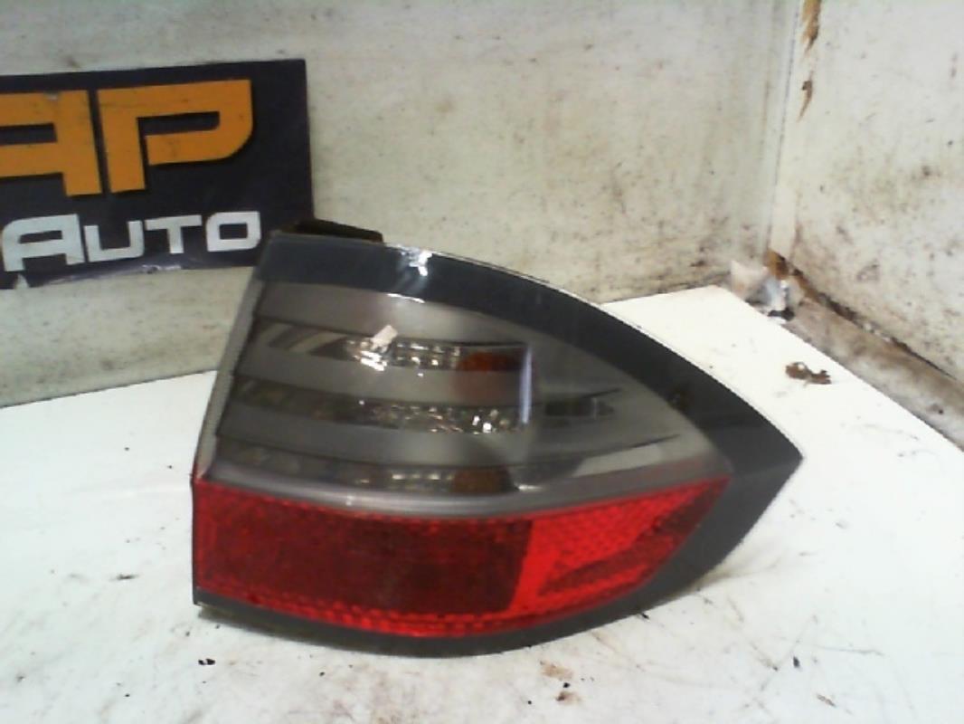 Fanale posteriore principale destro (luci) FORD S-MAX 1 PHASE 1 Gasolina - 1