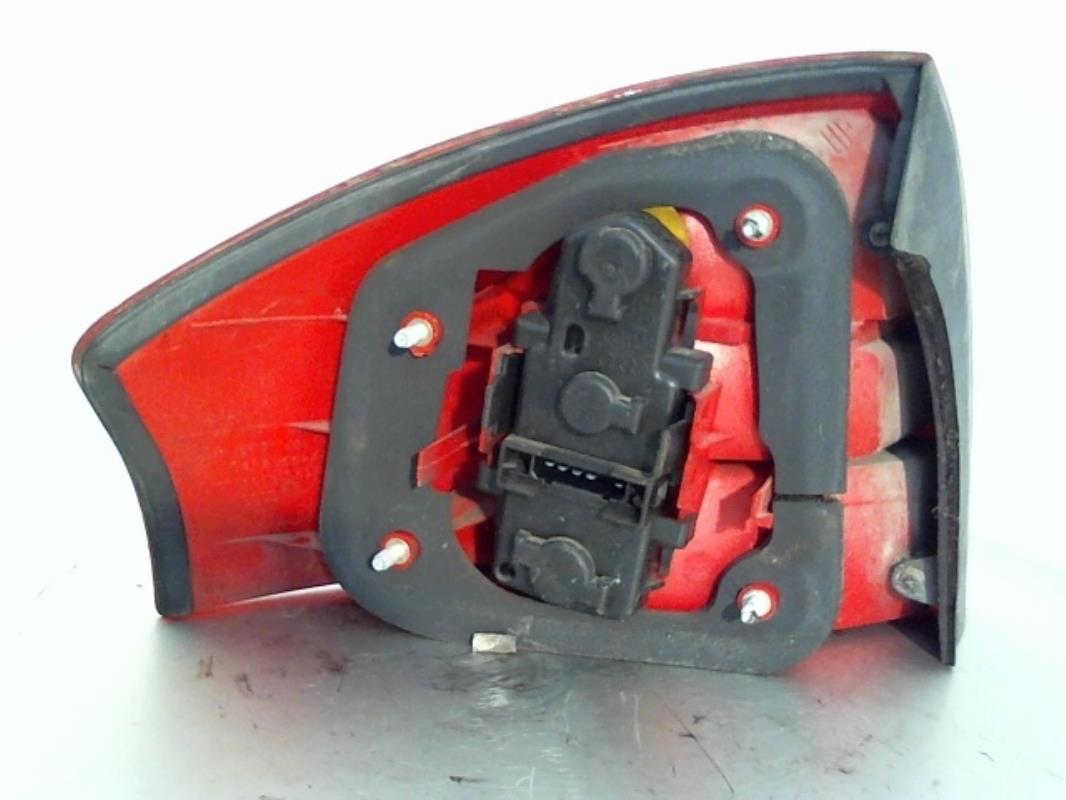 Fanale posteriore principale destro (luci) AUDI A6 2 PHASE 1 Diésel - 1