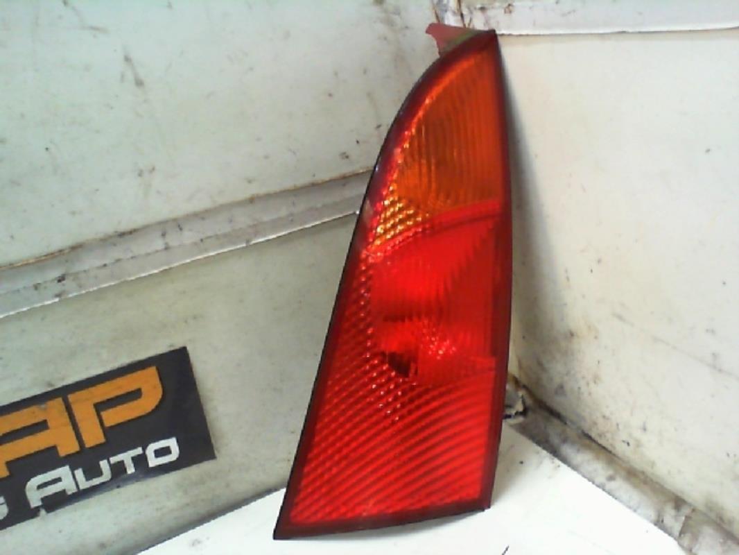 Fanale posteriore principale sinistro (luci) FORD FOCUS 1 Gasolina - 1