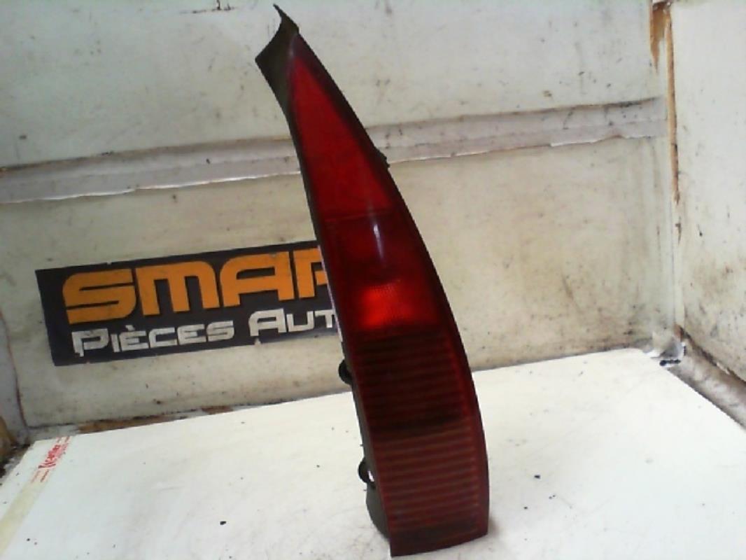 Fanale posteriore principale sinistro (luci) CITROEN C5 1 PHASE 1 BREAK Diésel - 1
