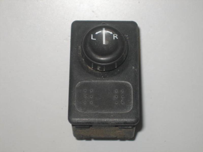 Botón/Interruptor NISSAN PICK-UP 3 PHASE 1 Diésel - 1