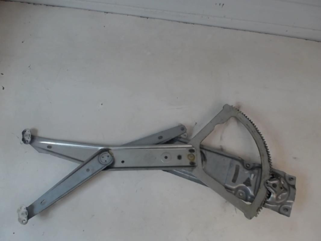 Image Leve vitre mecanique avant droit - OPEL CORSA B