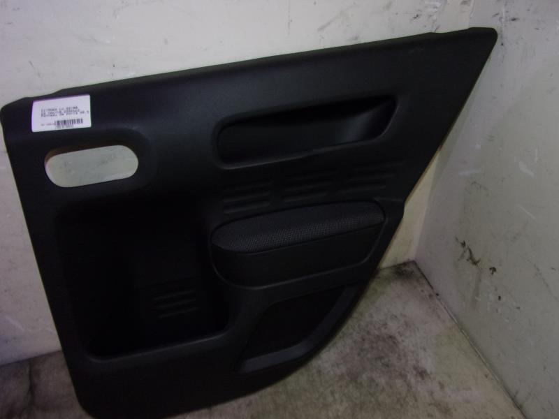 Panneau de porte arriere droit citroen c4 cactus