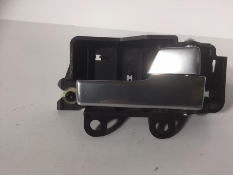 Poignee interieur avant droit FORD FOCUS 2 PHASE 2 Diesel - 1