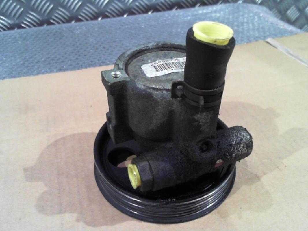 Pompe de direction RENAULT CLIO 2 PHASE 1 Essence - 1