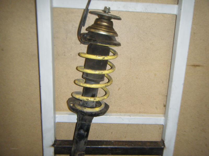 Ammortizzatore anteriore sinistro FORD FIESTA 3 PHASE 2 Diésel - 1