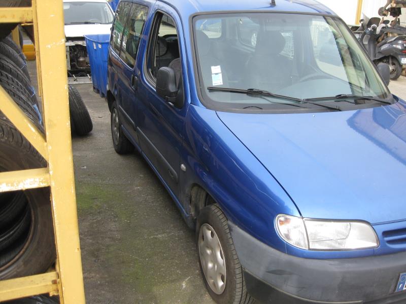 Moyeu avant gauche CITROEN BERLINGO 1 PHASE 1 Diesel - 1