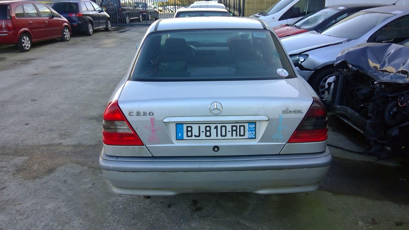 Image Feu arriere principal droit (feux) - MERCEDES CLASSE C 202