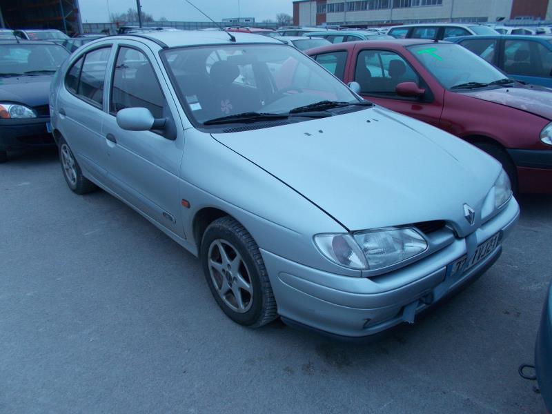 Calandre gauche RENAULT MEGANE 1 PHASE 1 Diesel - 1
