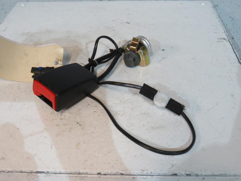Aggancio cintura sicurezza posteriore destro CITROEN C5 1 PHASE 2 Diésel - 1