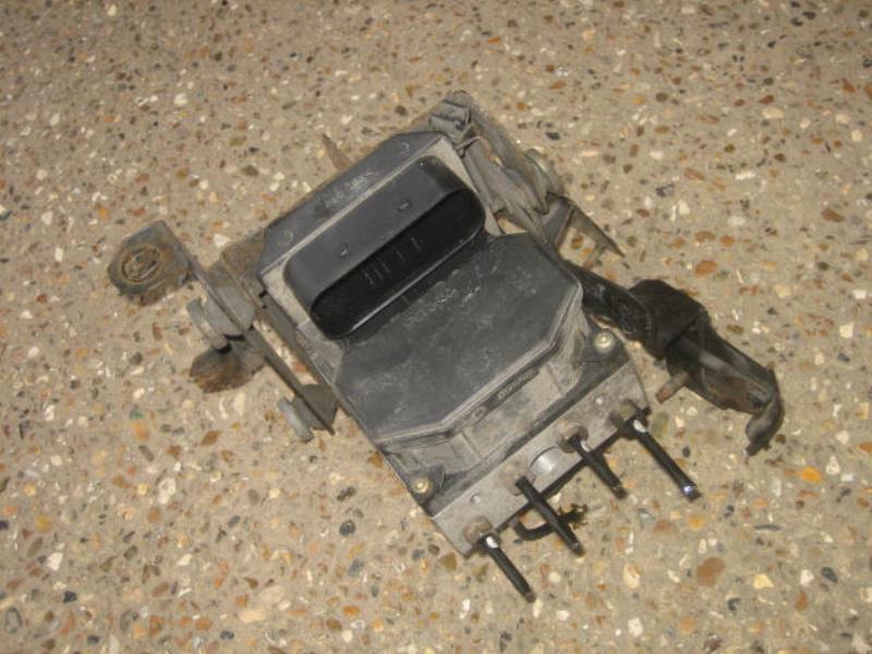 Blocco ABS (antibloccaggio freni) PEUGEOT 807 Diésel - 1
