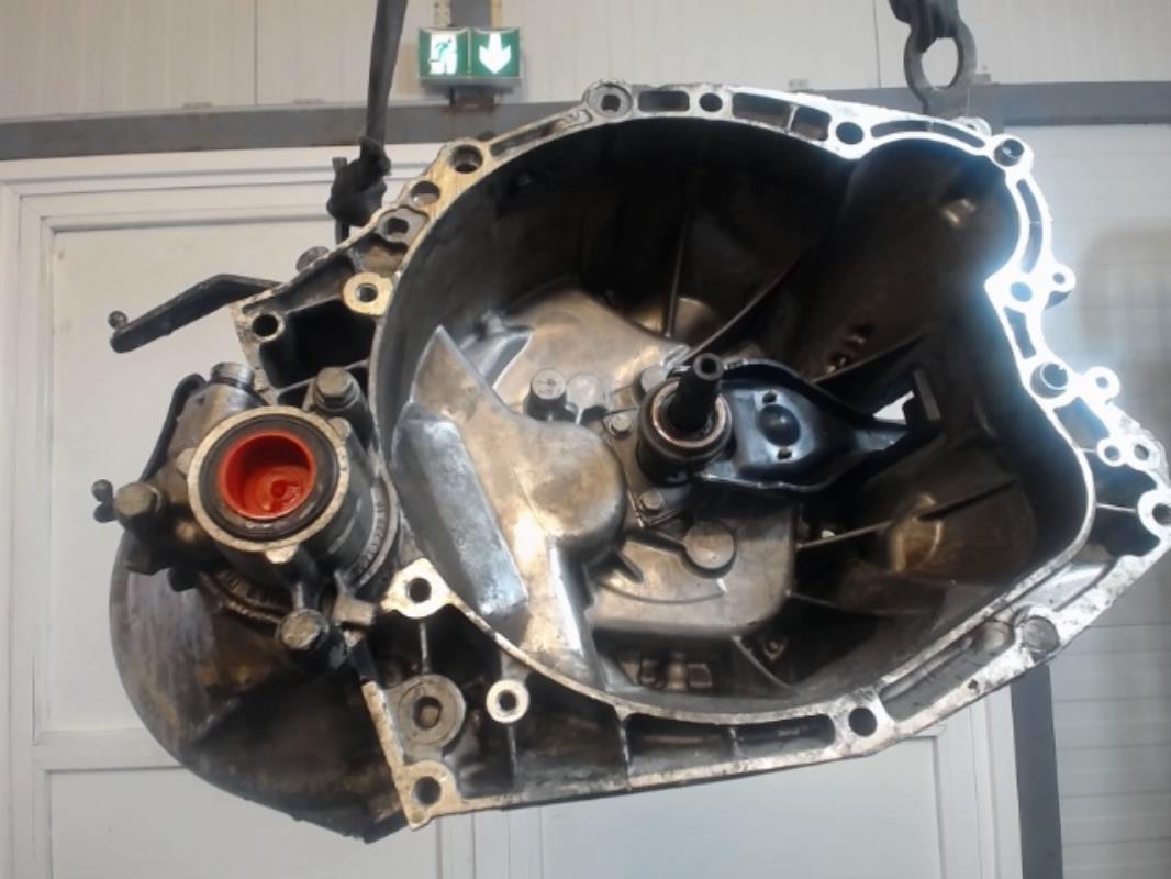 Boite de vitesses PEUGEOT 206 PHASE 1 BREAK Diesel - 1