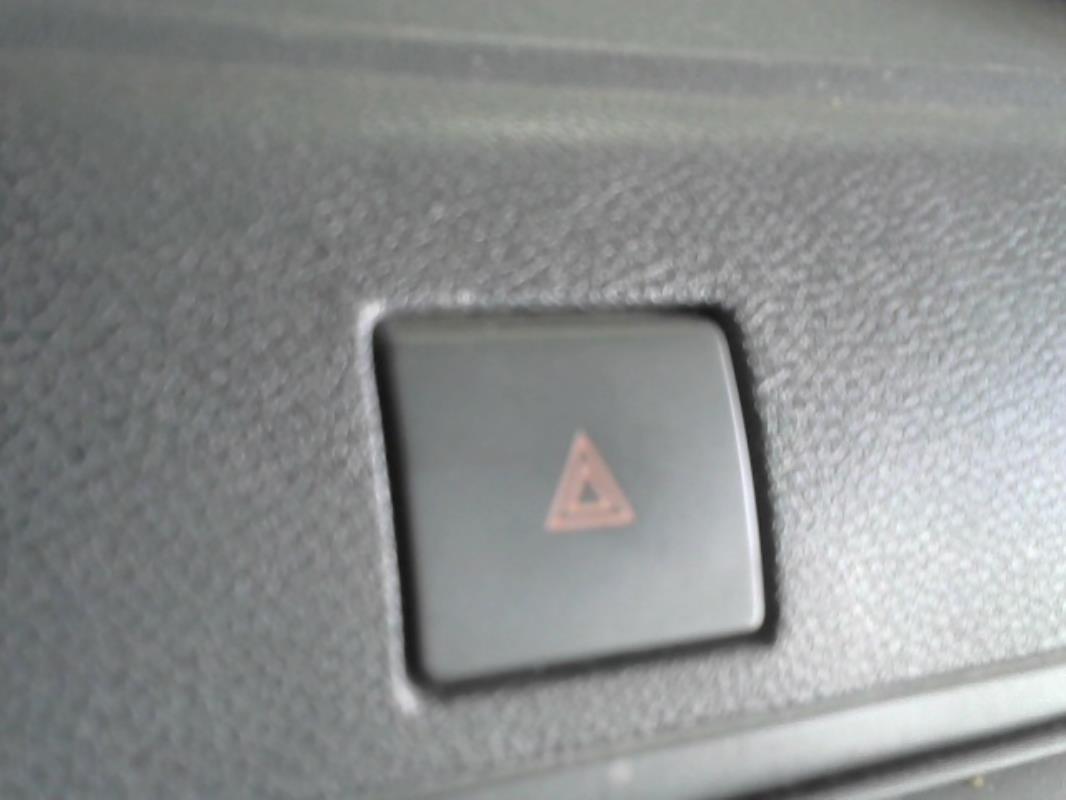 Bouton de warning FORD TRANSIT CONNECT 1 PHASE 2 Diesel - 1