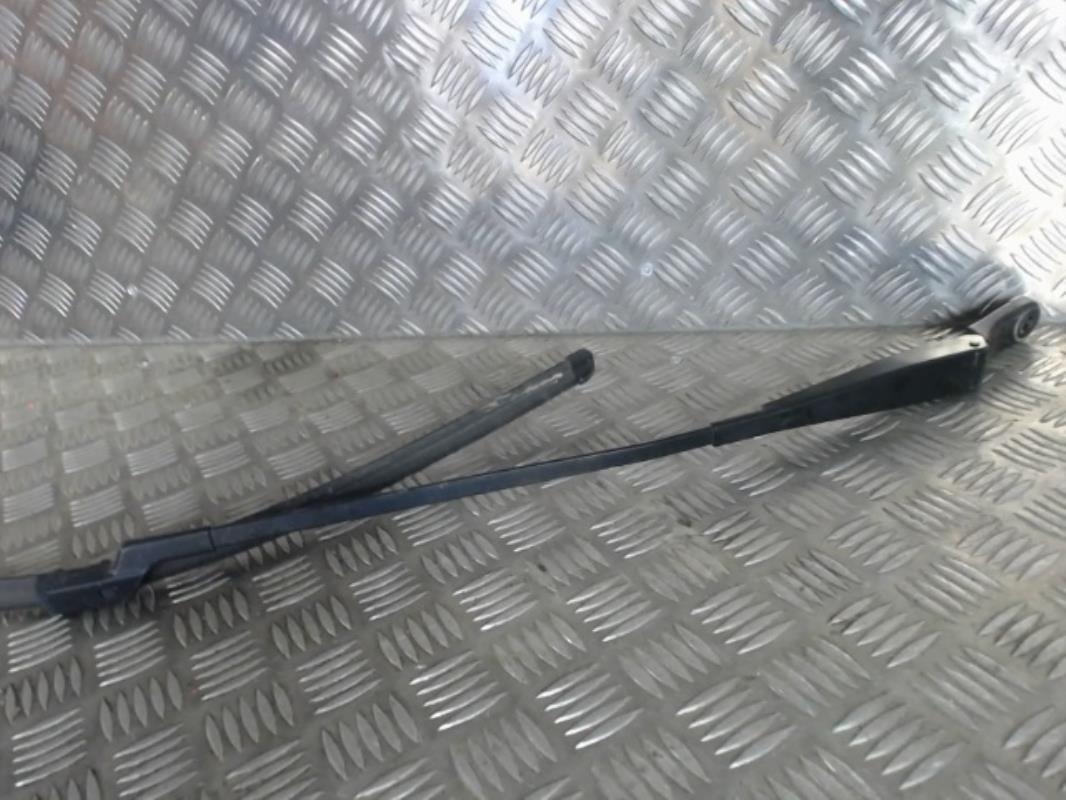 Braccio tergicristallo anteriore destro PEUGEOT 5008 1 PHASE 2 Diésel - 1