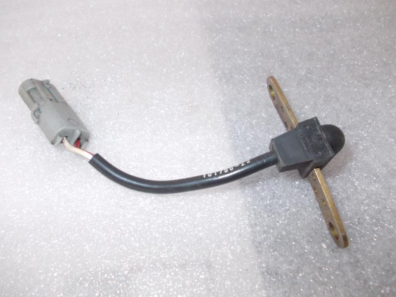 Capteur point mort haut RENAULT TWINGO 1 PHASE 2  - 1