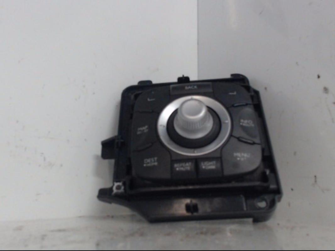 Commande GPS RENAULT MEGANE 3 PHASE 1 Diesel - 1
