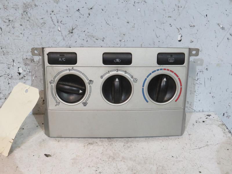 Commande chauffage TOYOTA COROLLA VERSO 2 PHASE 1 Diesel - 1