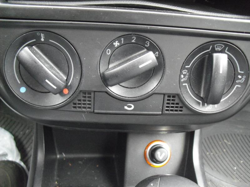Commande chauffage VOLKSWAGEN FOX Essence - 1