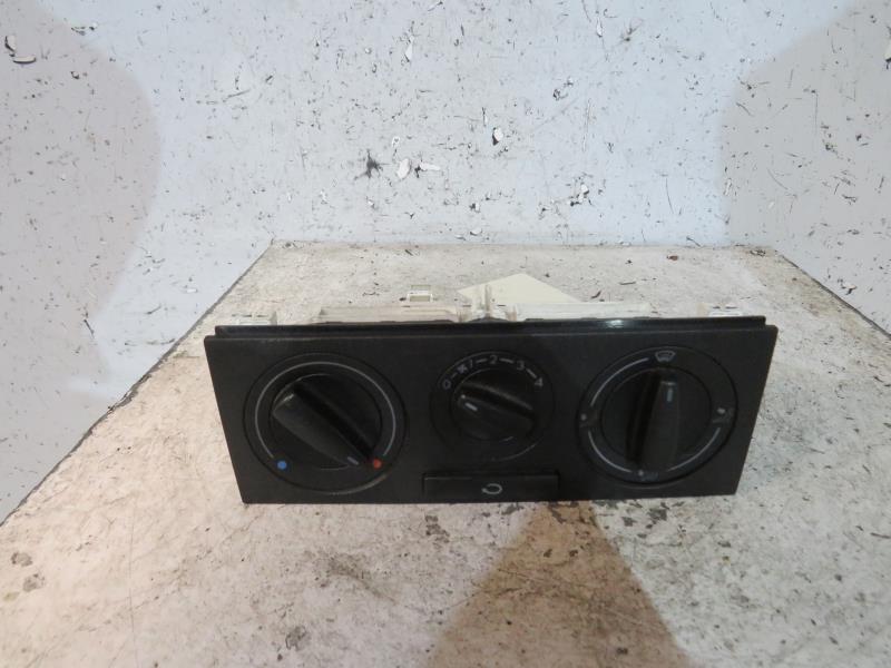 Commande chauffage VOLKSWAGEN POLO 3 PHASE 2 Essence - 1