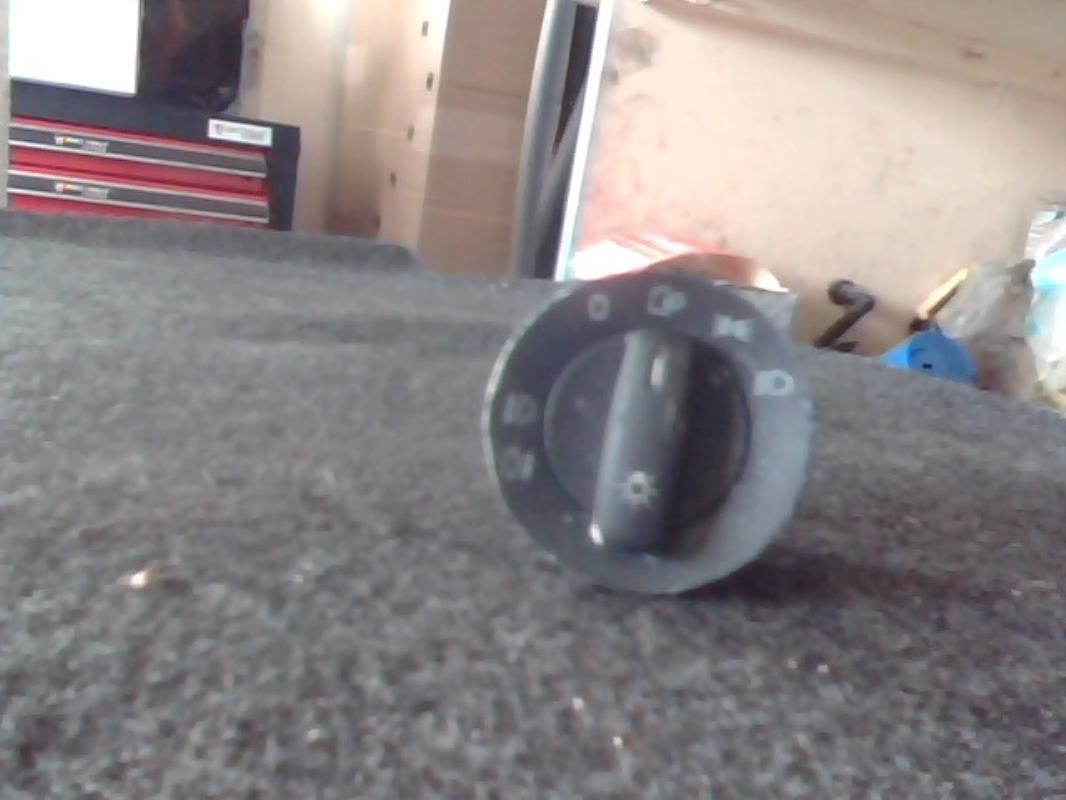 Commande de phare VOLKSWAGEN GOLF 5 Diesel - 1
