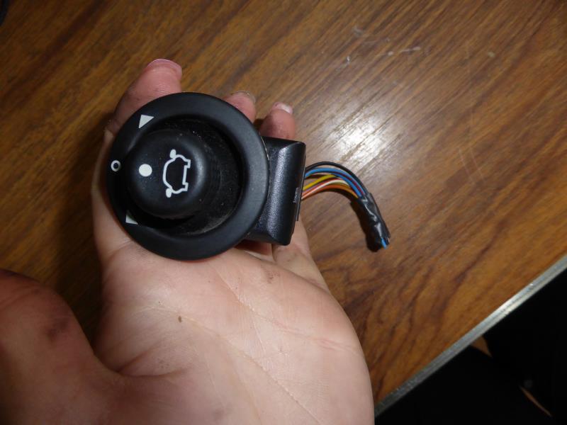 Commande retroviseurs FORD FOCUS 1 BREAK Diesel - 1