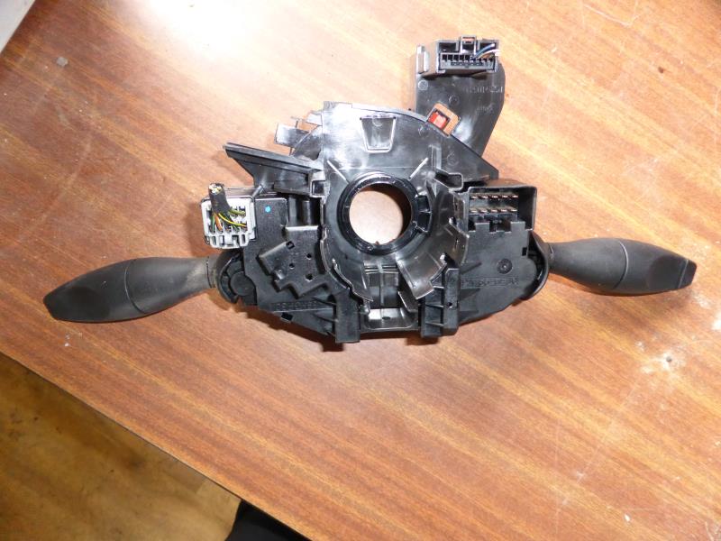 Commodo FORD FOCUS 1 BREAK Diesel - 1