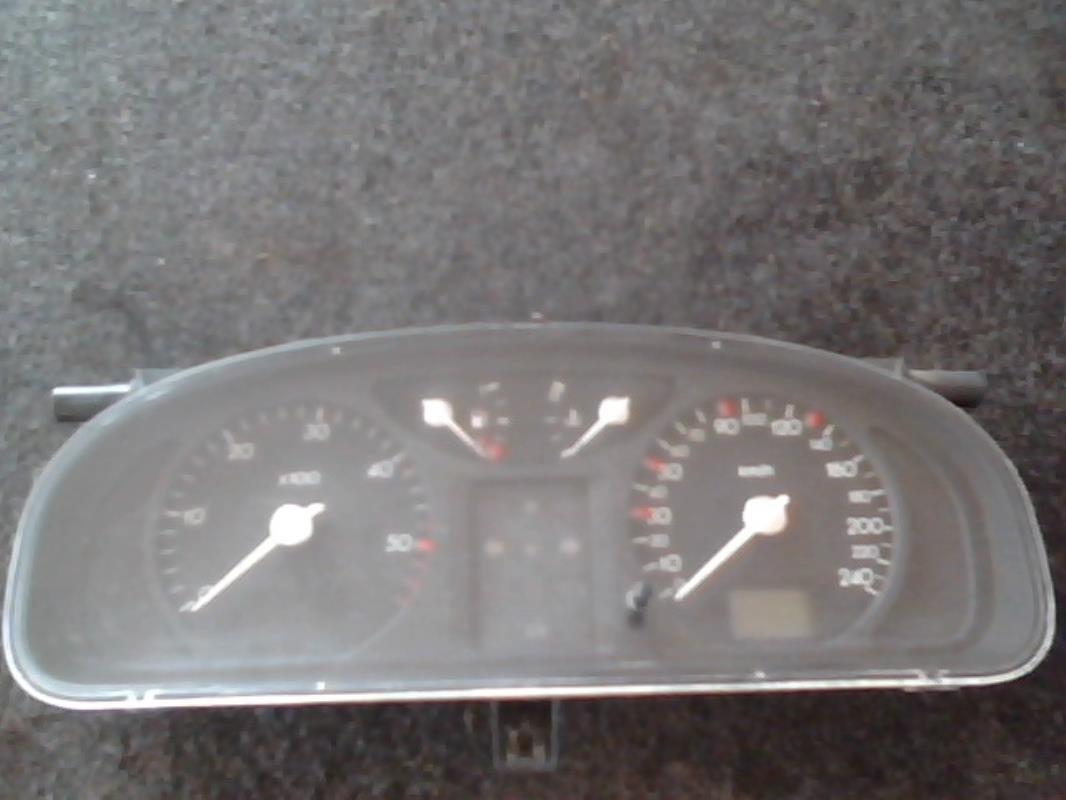 Compteur RENAULT LAGUNA 2 PHASE 1 BREAK  - 1