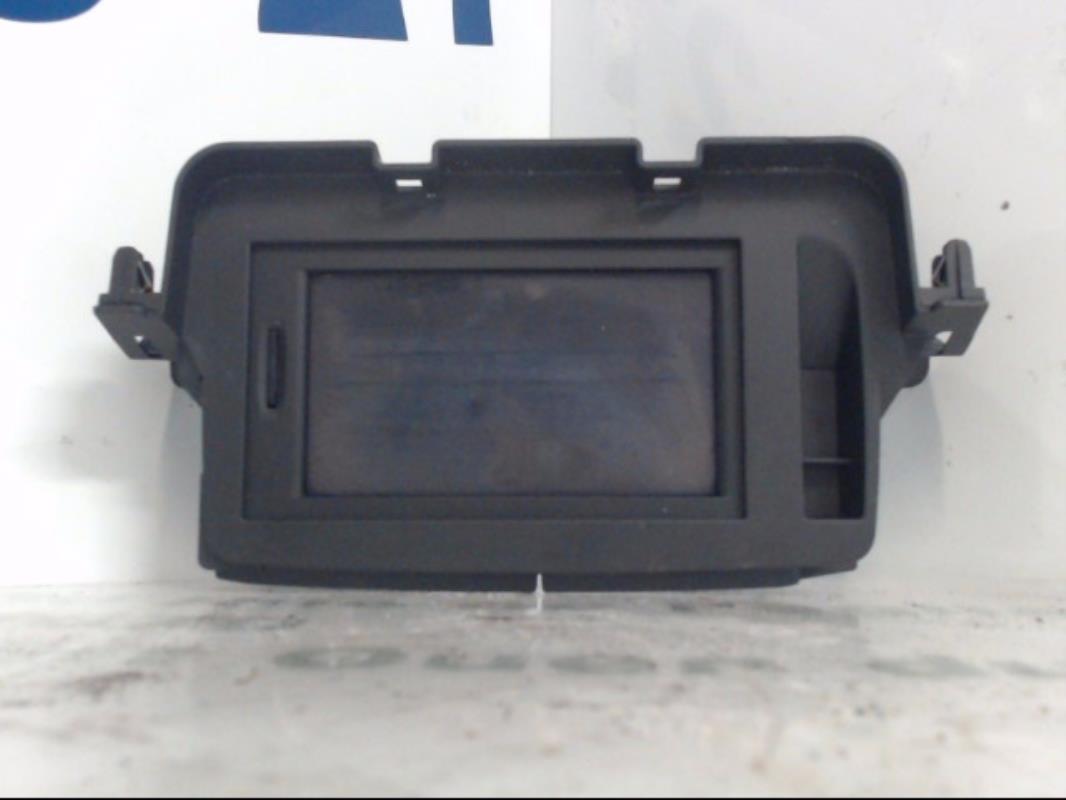 Ecran GPS RENAULT MEGANE 3 PHASE 1 Diesel - 1