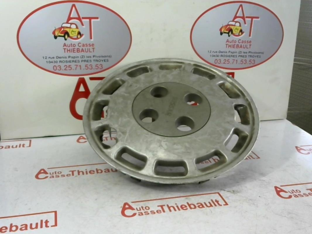Borchia NISSAN SUNNY 1  - 1