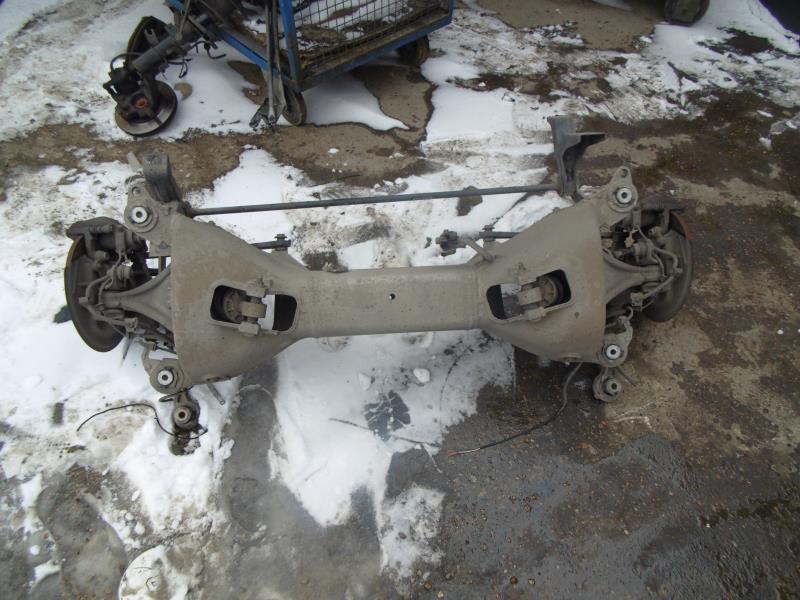 Essieu arriere PEUGEOT 407 PHASE 1 Diesel - 1