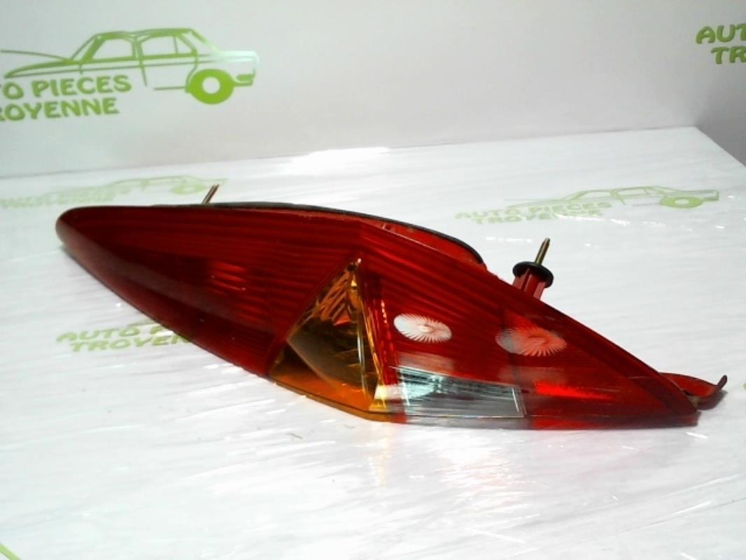 Fanale posteriore principale destro (luci) FIAT PUNTO 2 PHASE 1  - 1