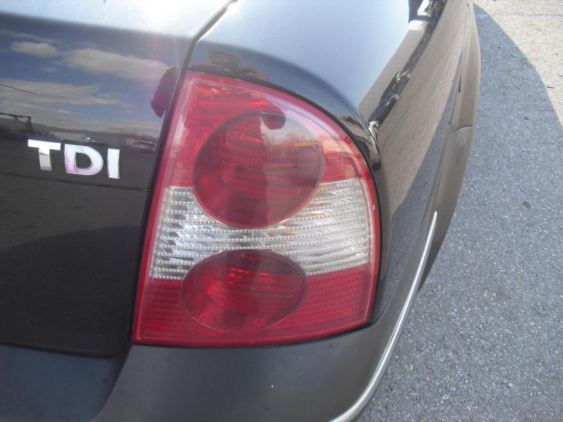 Fanale posteriore principale destro (luci) VOLKSWAGEN PASSAT 4 PHASE 2 Diésel - 1
