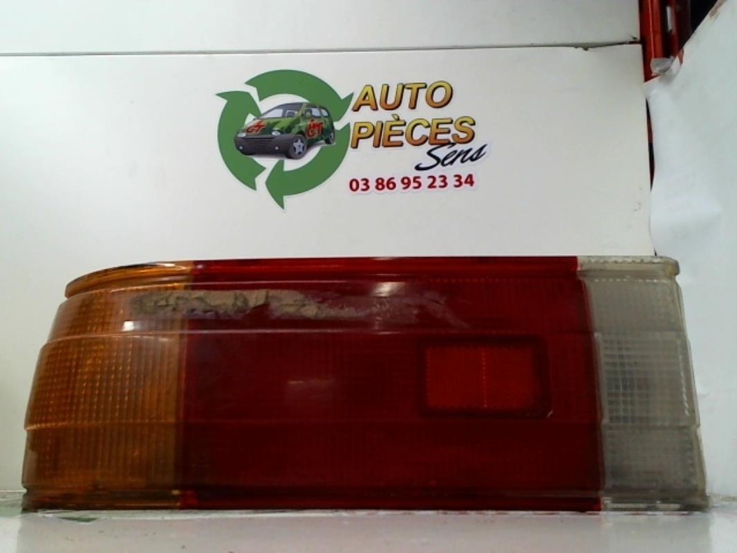 Feu arriere principal gauche (feux) MAZDA 323 2 Essence - 1