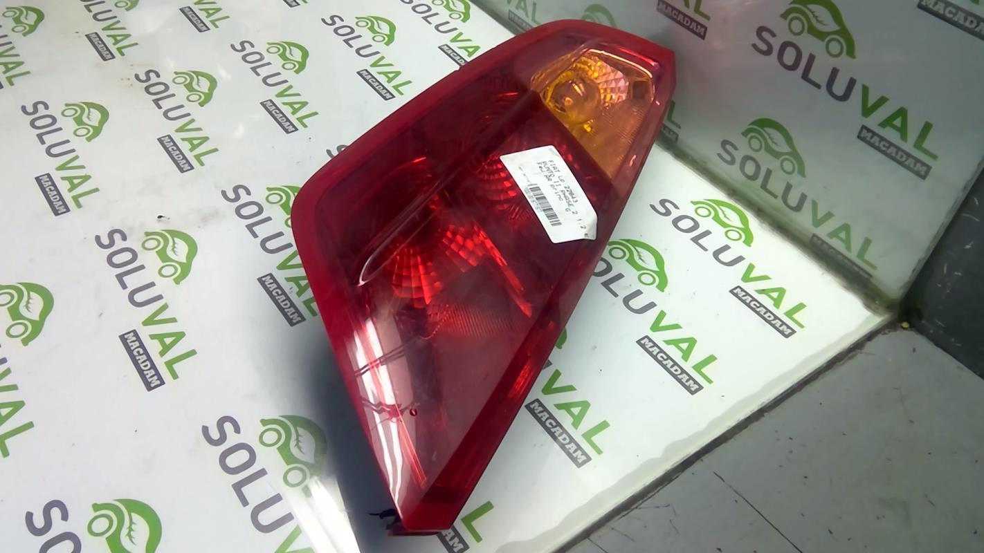 Fanale posteriore principale sinistro (luci) FIAT GRANDE PUNTO Gasolina - 1