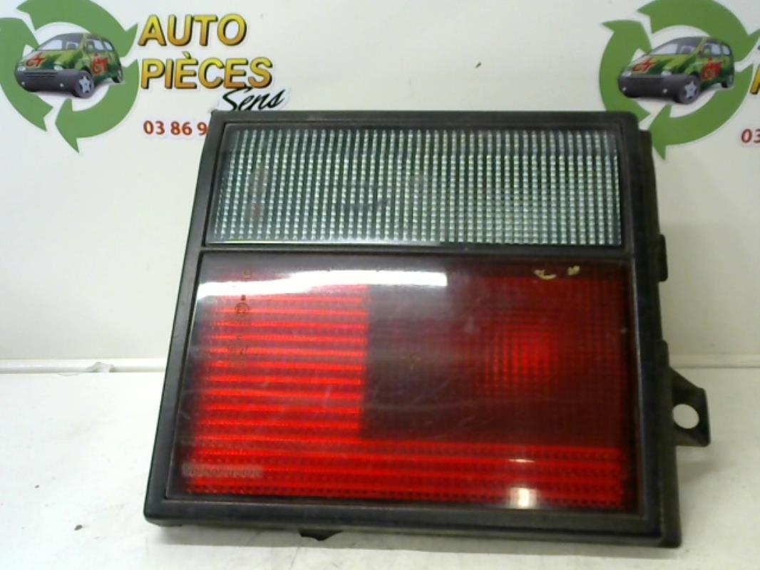 Feu arriere secondaire gauche (feux) RENAULT R21 PHASE 2 Diesel - 1