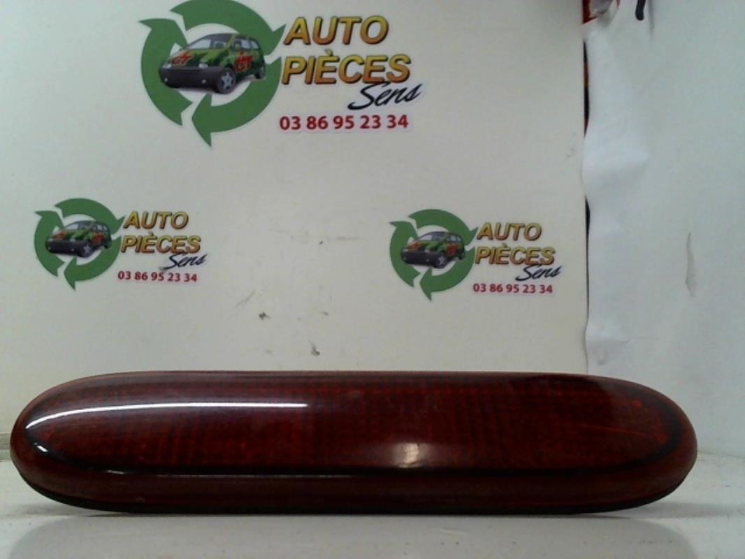 Feu arriere stop central RENAULT CLIO 1 PHASE 3 Diesel - 1