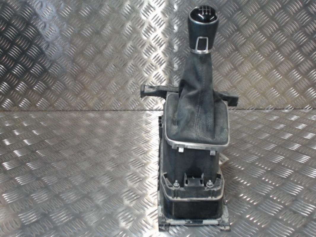 Levier de vitesses VOLKSWAGEN GOLF 7 PHASE 1 Essence - 1