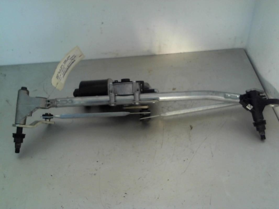 Motore tergicristallo anteriore BMW SERIE 1 E82 COUPE Diésel - 1