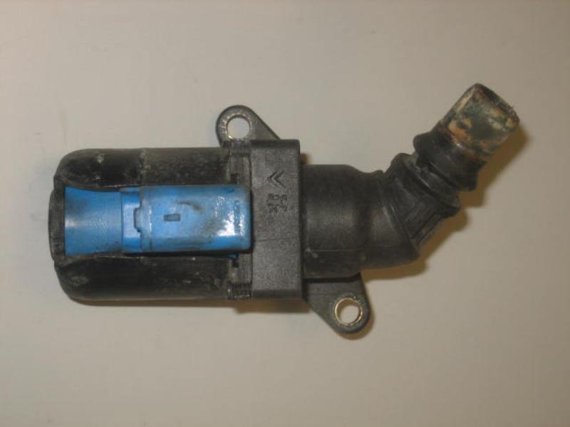 Pompe à eau PEUGEOT 807 Diesel - 1